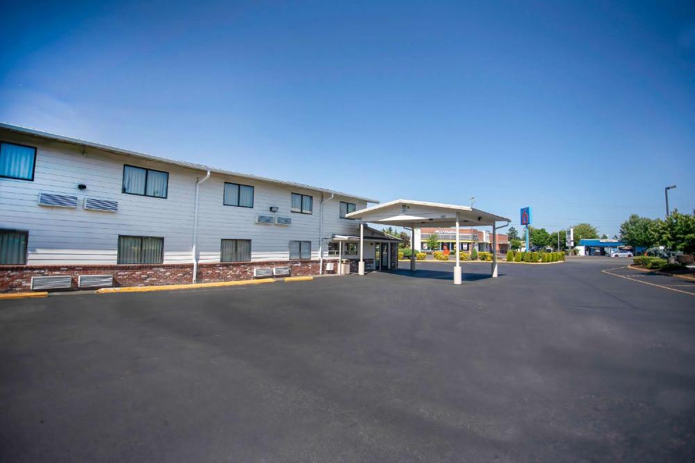 Motel 6-Gresham, OR - Portland