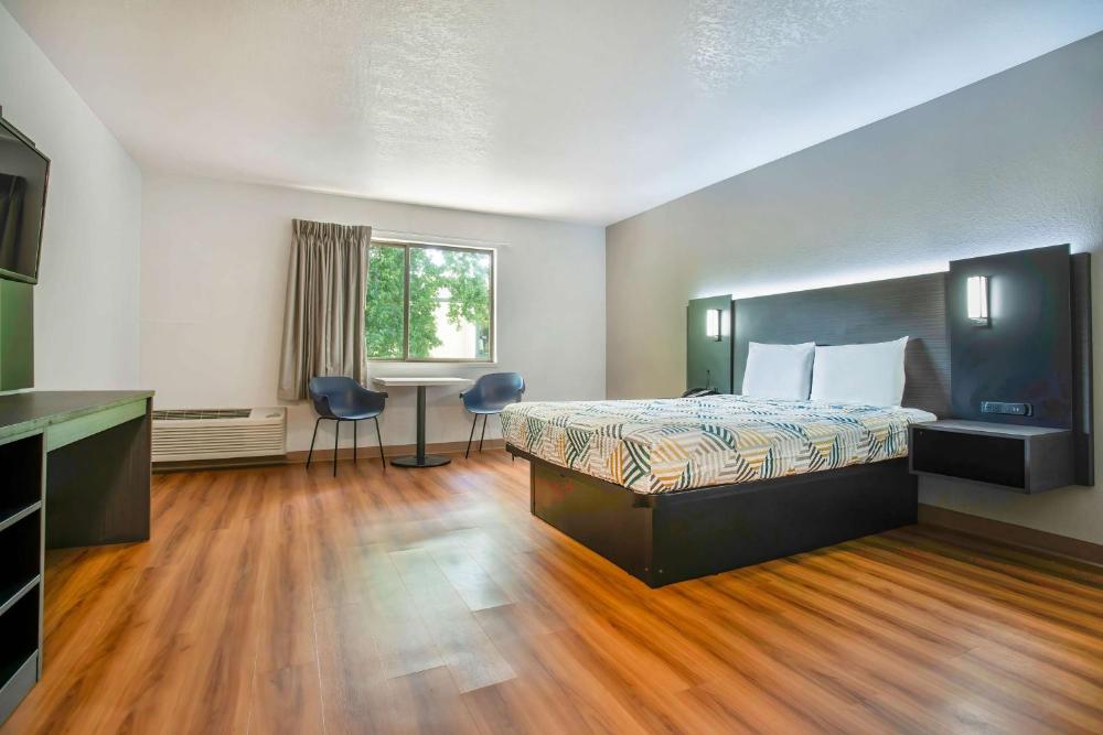 Premium Quadruple Room - Non-Smoking interior